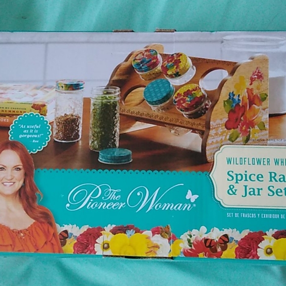 The Pioneer Woman Kitchen The Pioneer Woman Spice Rack Jar Set